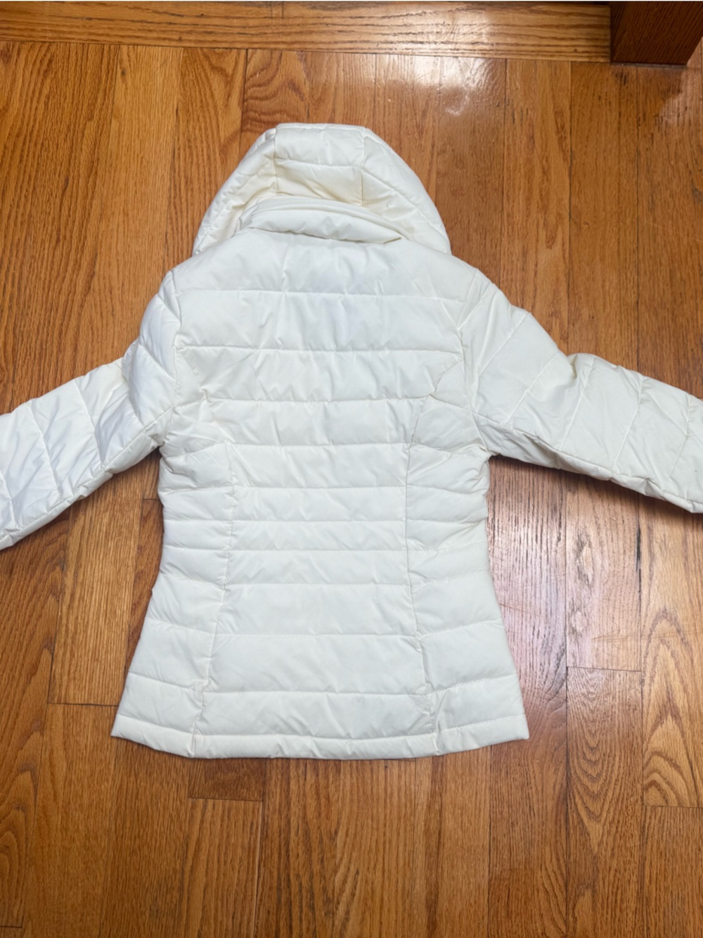 ☀️Abercrombie & Fitch Cream Lightweight Packable Puffer Jacket - Picture 3 of 3